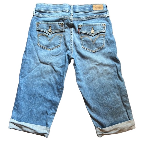 Girls Size 6 Levi’s The Original Jeans Bermuda shorts sewn cuffed - Picture 4 of 10